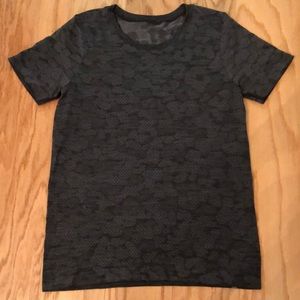 Lululemon Relaxed Swiftly Tech